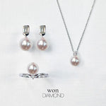Akoya Pearl Chevron Ring with DiamondAkoya Pearl Chevron Ring with Diamond